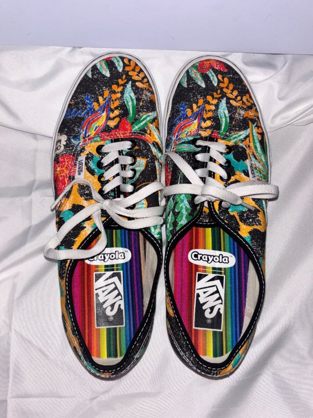 Limited Edition Vans x Crayola Authentic Low Top Sneakers